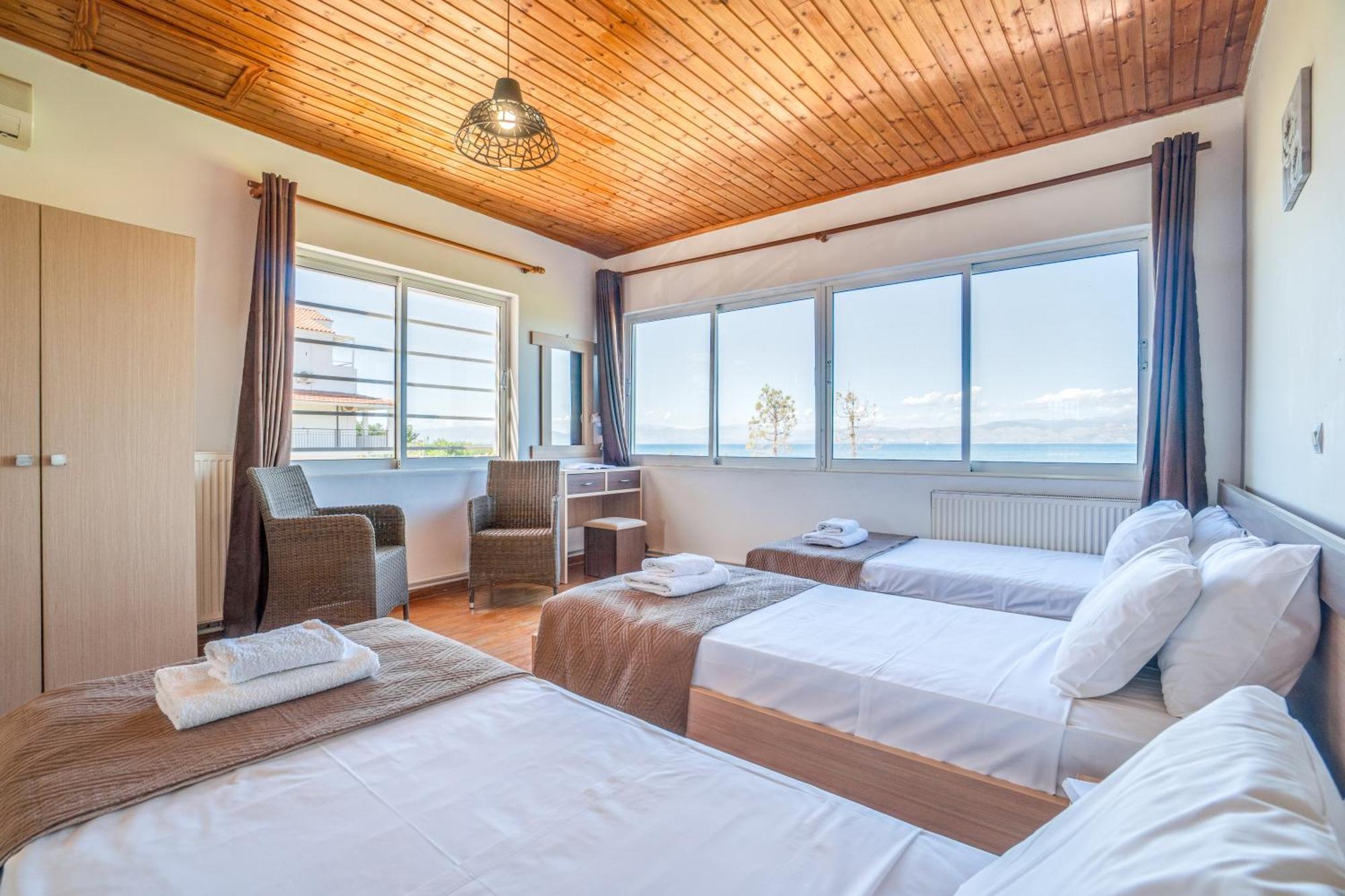 Sandy Beach Houses - Sea View Kavos Room photo